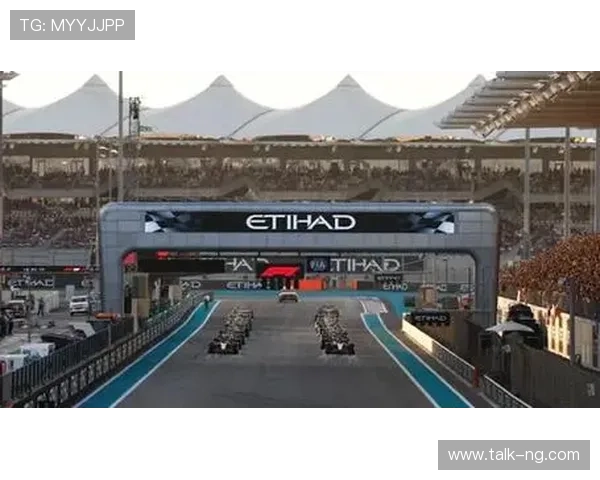 F1赛季进入白热化阶段 车手争夺冠军激烈 赛道上的新规则引发热议