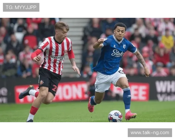 桑德兰俱乐部最新动态解析 球队备战新赛季战术调整与阵容变化