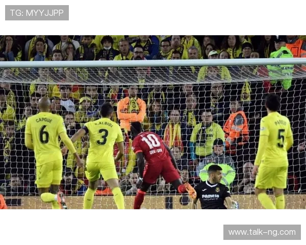 比利亚雷亚尔俱乐部的历史与辉煌成就解析