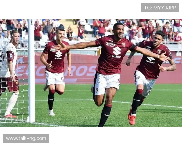 萨勒尼塔纳俱乐部历史发展及其在意甲联赛中的独特地位分析